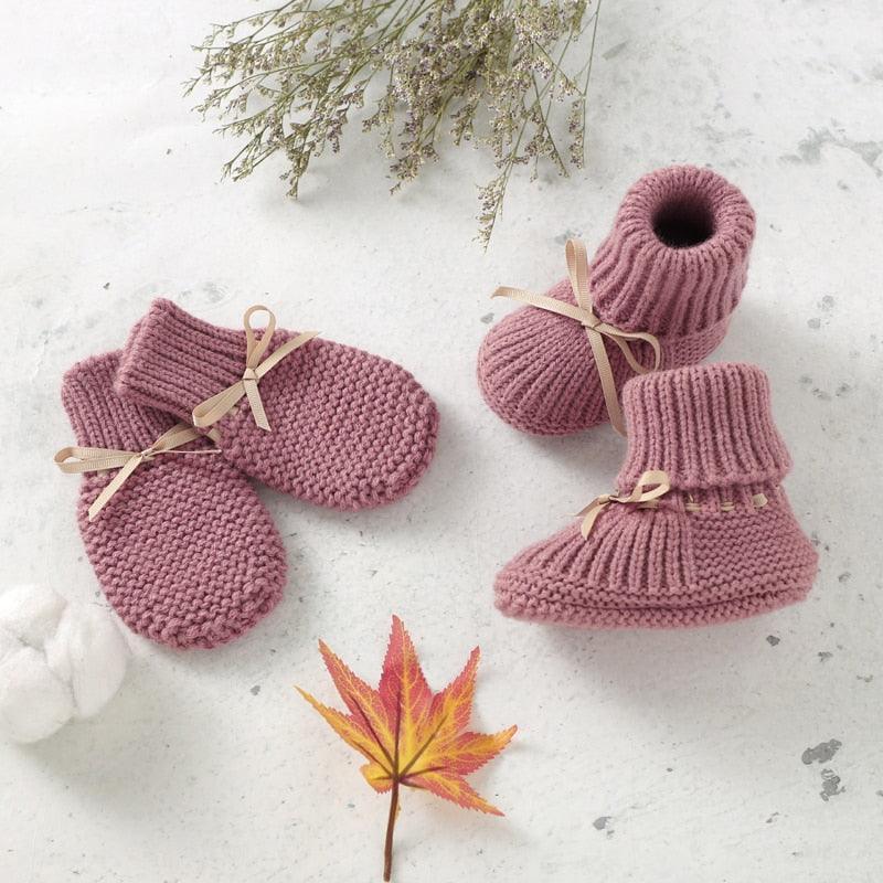 Schattige Gebreide Babyschoenen en Wanten Set